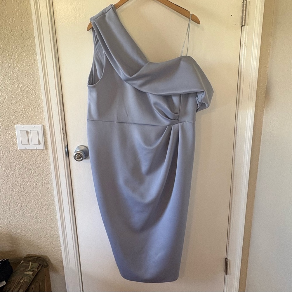 Elegant One-Shoulder Blue Dress